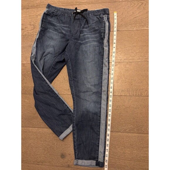 Levi's Blue Jeans with White Stripe - Picture 11 of 11